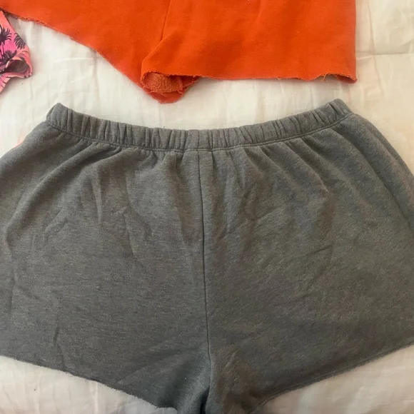 VS PINK Shorts Lot - Picture 7 of 10